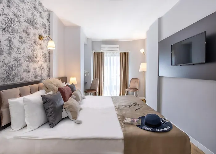 Niss Lara Отель 3*