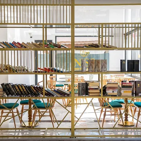 Niss Lara Отель