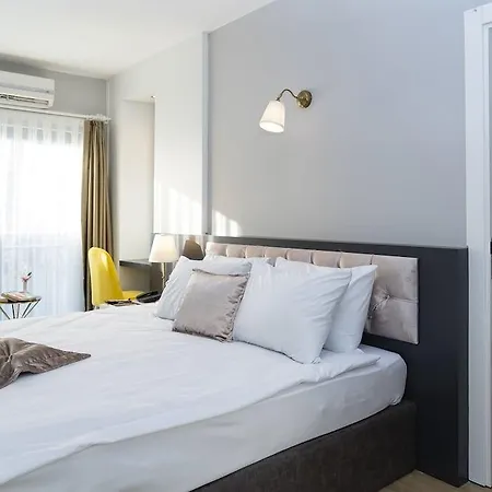 Niss Lara 3* Antalya