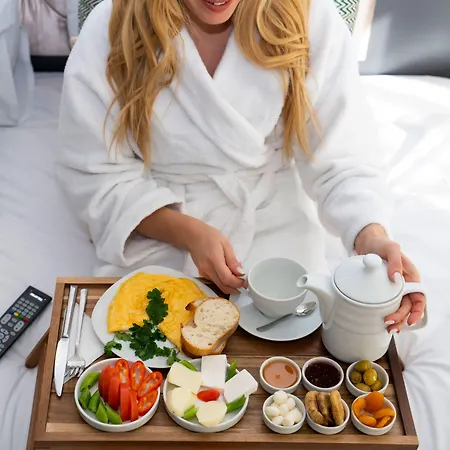 Niss Lara Анталья