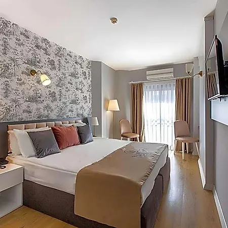 Niss Lara Hotel Antalya