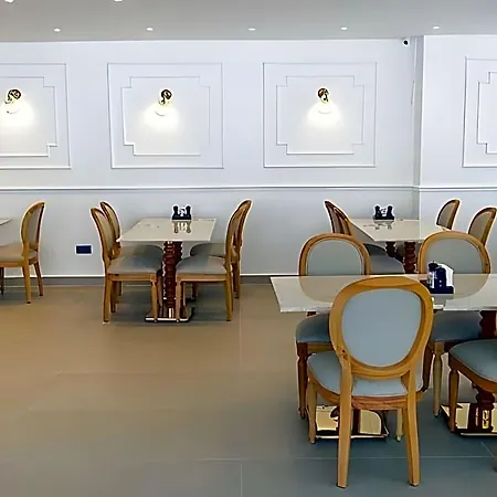 Niss Lara Hotel