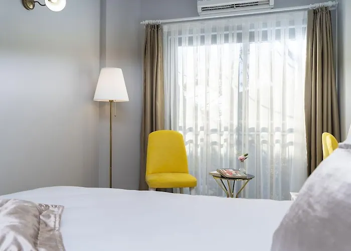 Hotell Niss Lara 3*