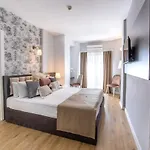 Niss Lara Hotel